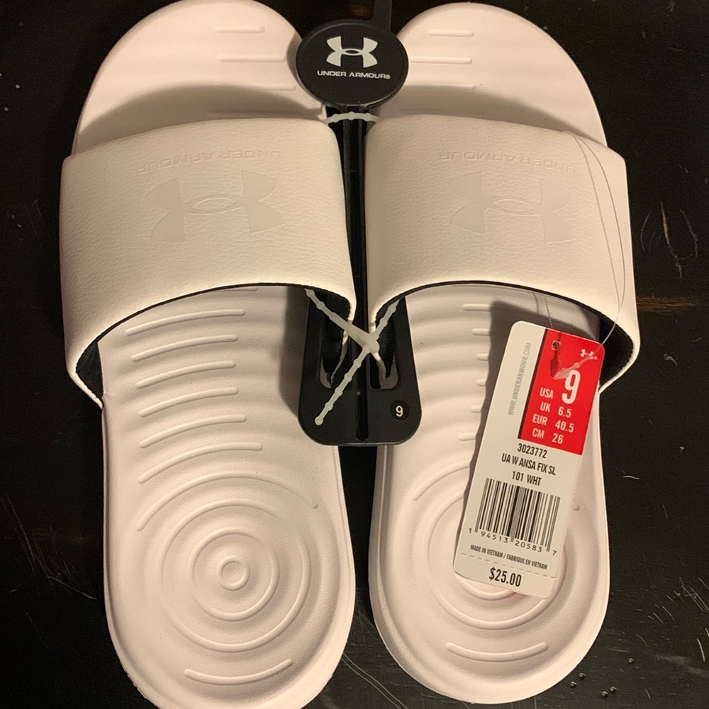 NWT UnderArmor Slides
